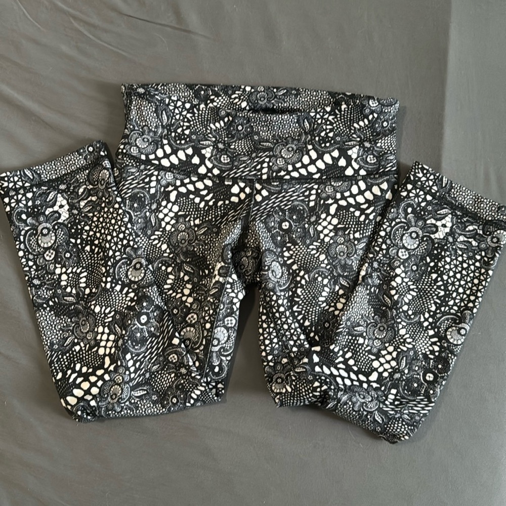Lululemon capri leggings